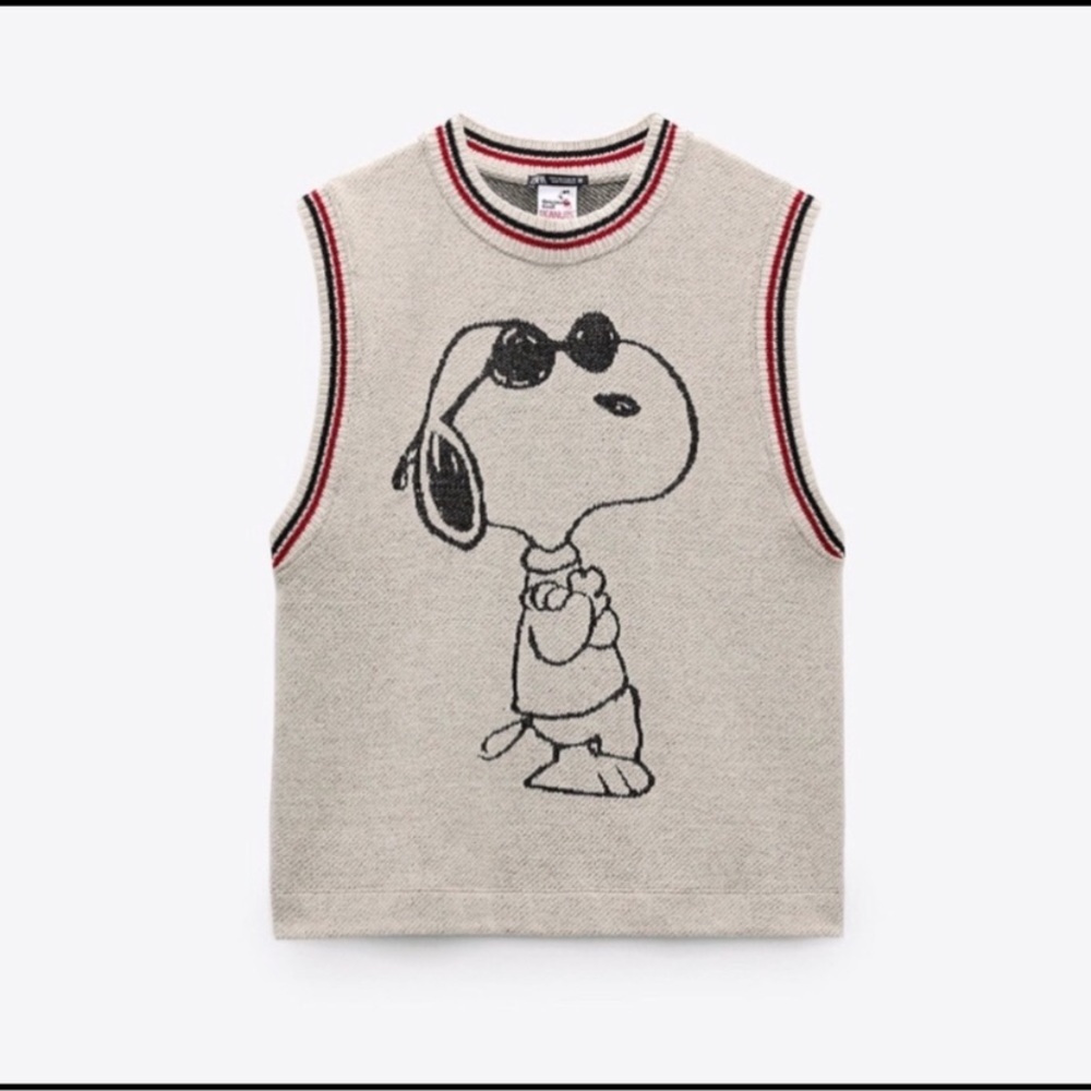 Zara Snoopy oversized Sweater vest - Picture 2 of 11